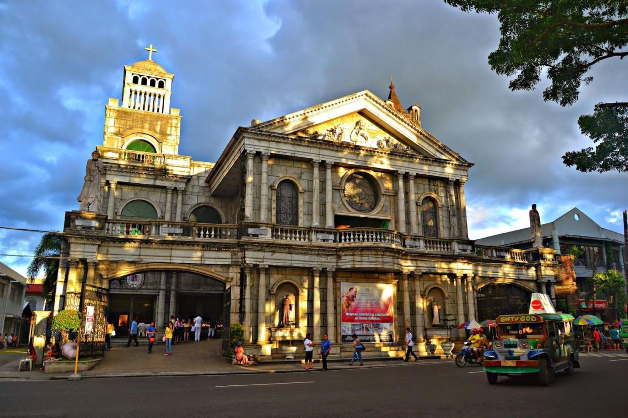 Reddoorz At Sta Cruz Naga City Экстерьер фото